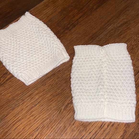 NWOT Cream Solid Knit Boot Cuffs - Picture 4 of 8